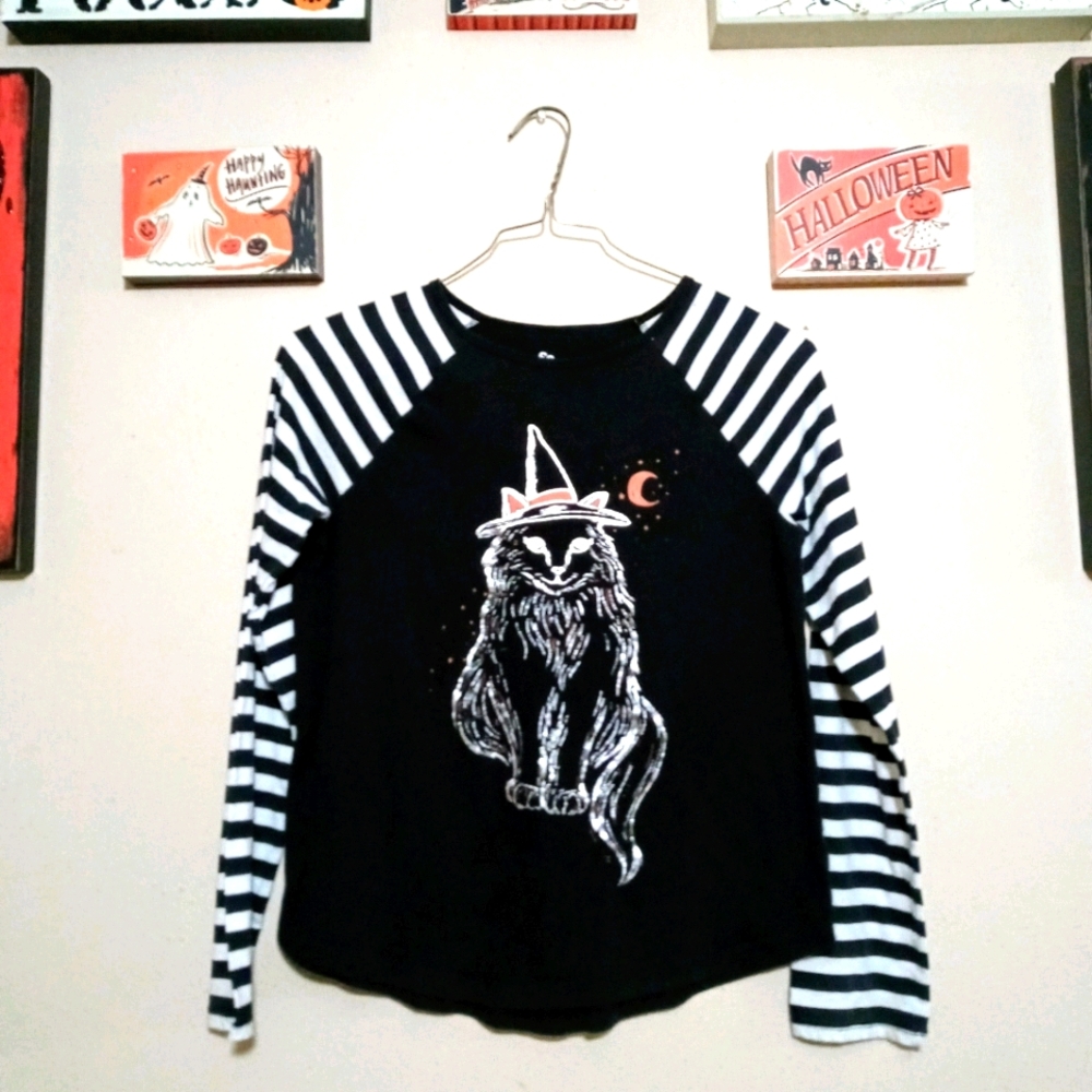 ***SOLD***Long Sleeve Black Cat Shirt